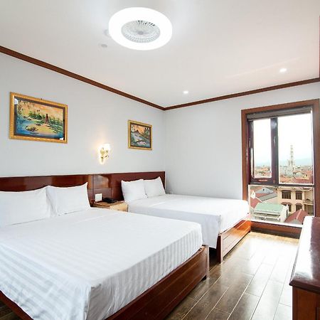 Minh Quang Hotel Dong Hoi Exteriör bild