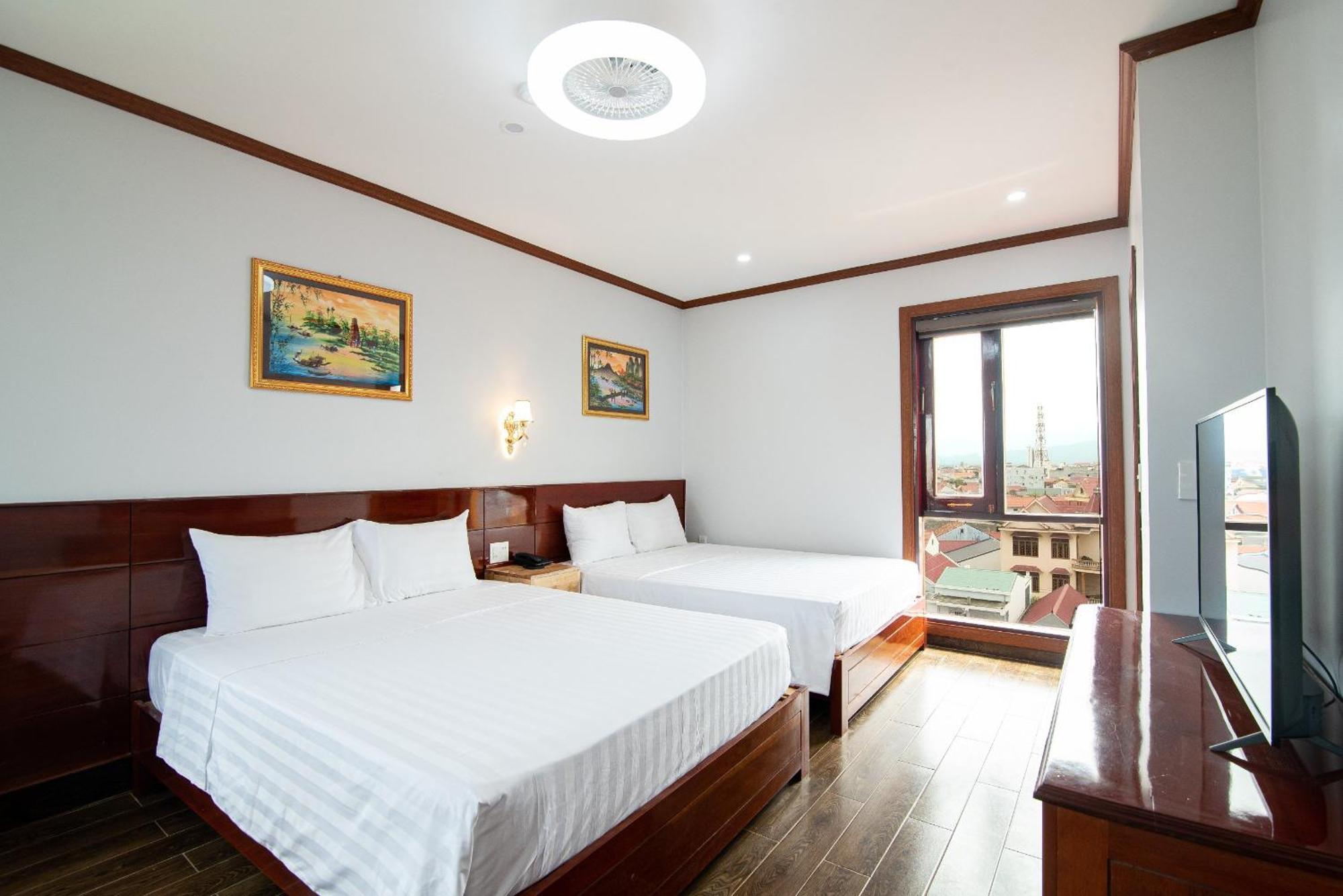 Minh Quang Hotel Dong Hoi Exteriör bild
