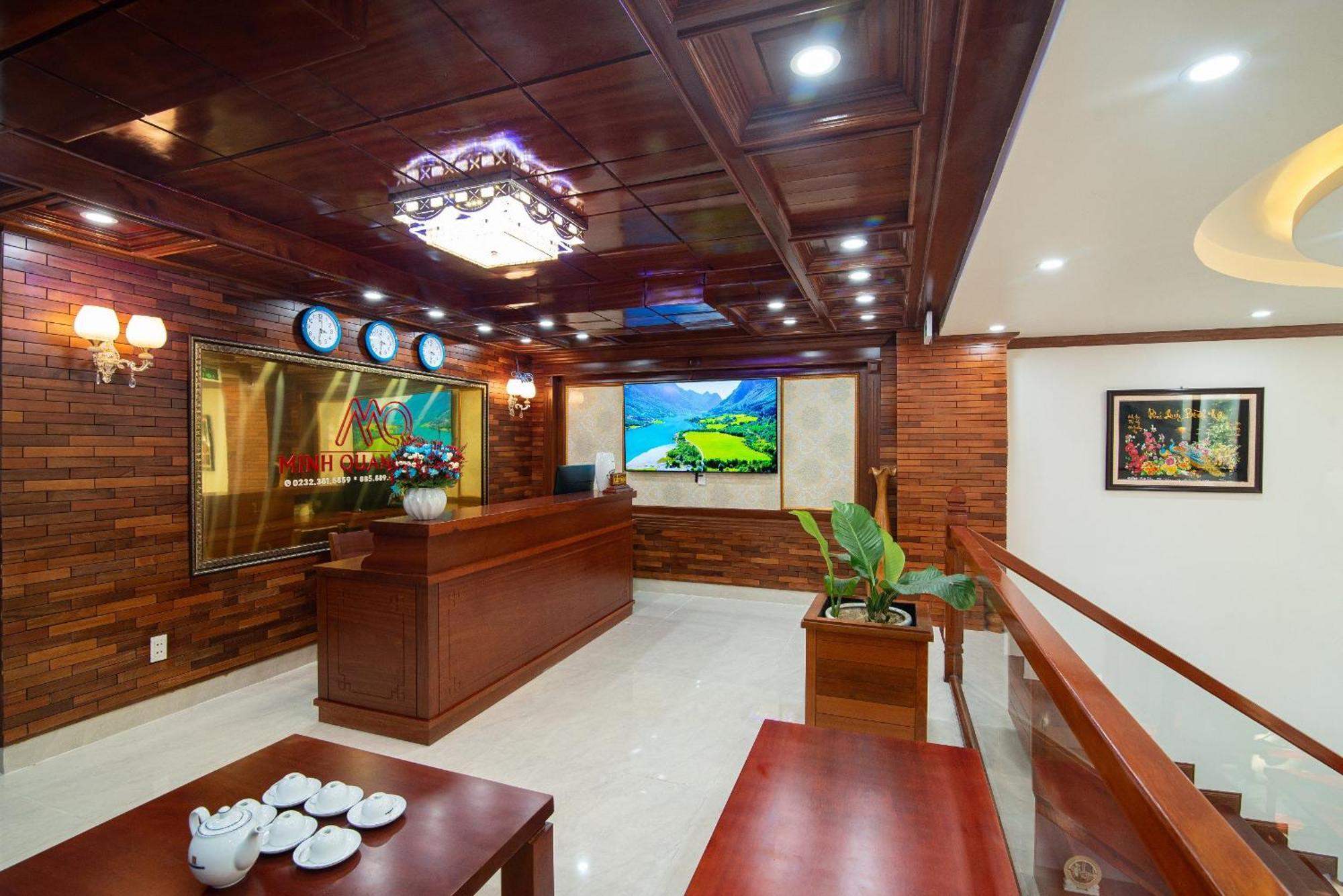 Minh Quang Hotel Dong Hoi Exteriör bild